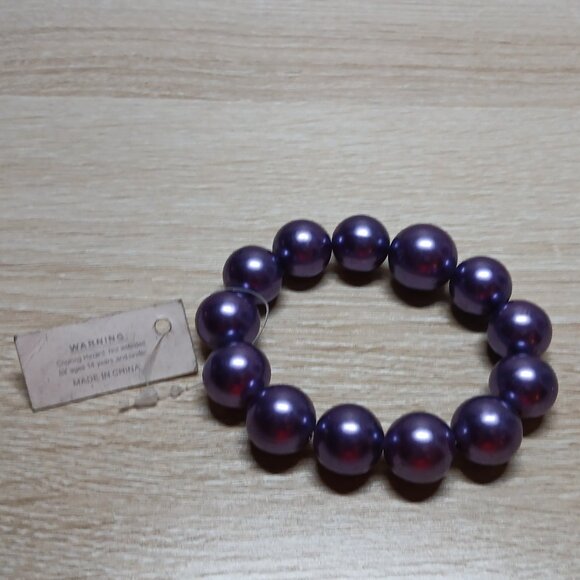 NWT Purple Chunky Beaded Bracelet Superstar Accessories Costume Jewelry #23 - Picture 5 of 6